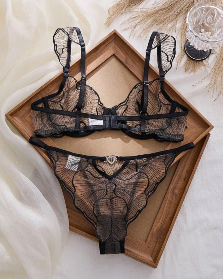 Set Virgo — Lencería de encaje bordado